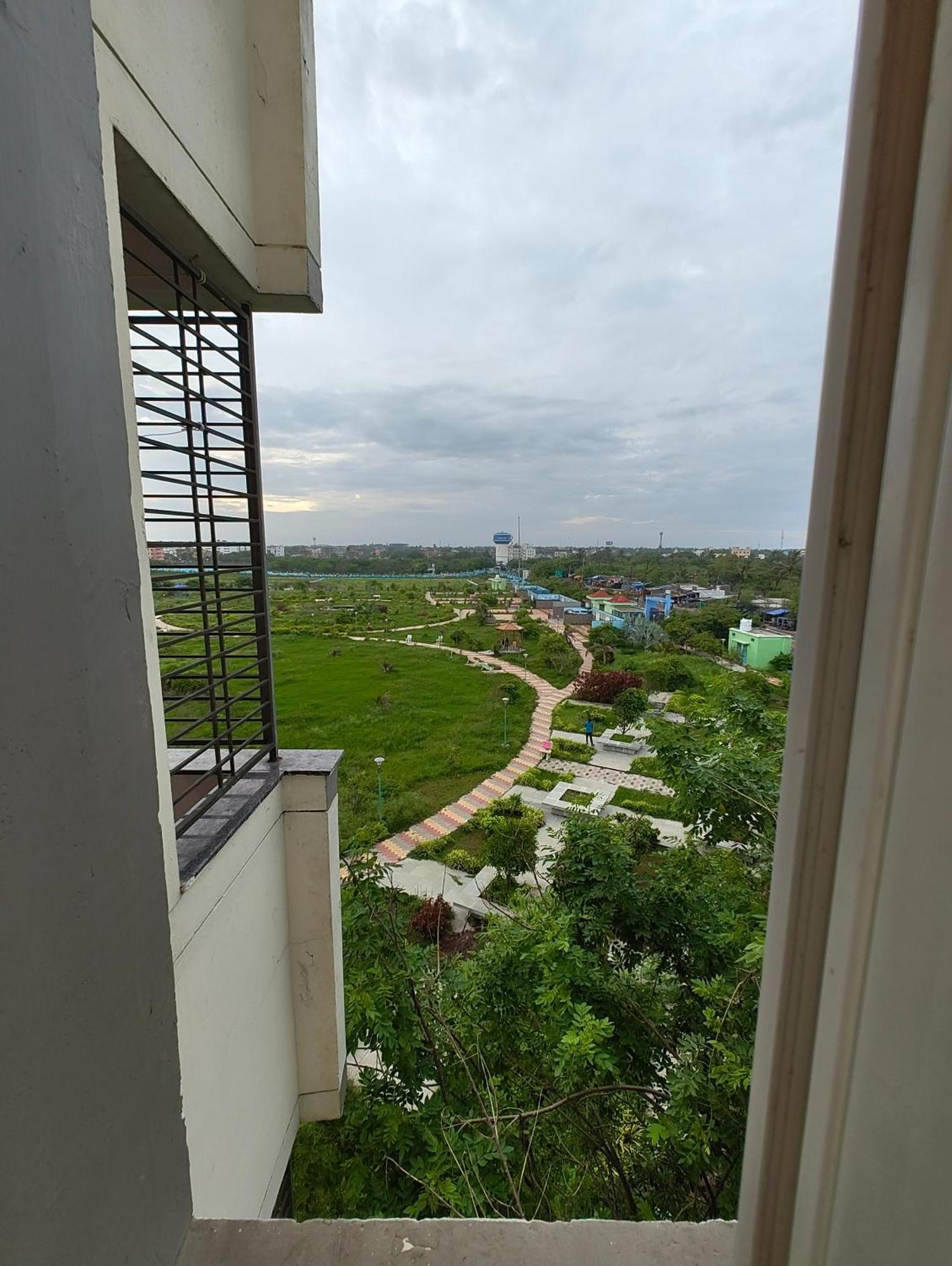 "Hotel Aradhya Puri"- Luxur- Room With Sea-View - Prime Location With Parking Facilities - Best Hotel In Puri Ngoại thất bức ảnh