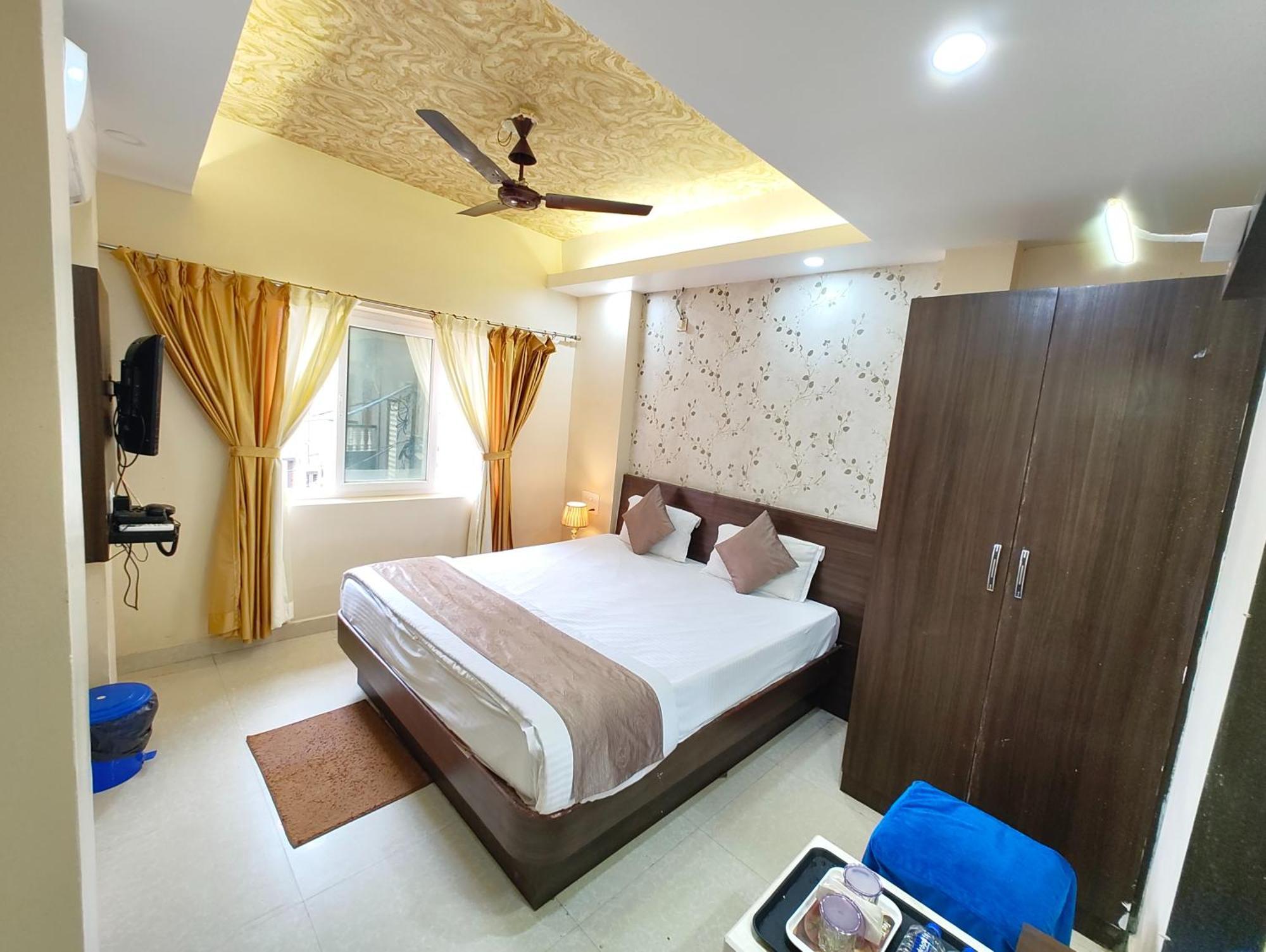 "Hotel Aradhya Puri"- Luxur- Room With Sea-View - Prime Location With Parking Facilities - Best Hotel In Puri Ngoại thất bức ảnh