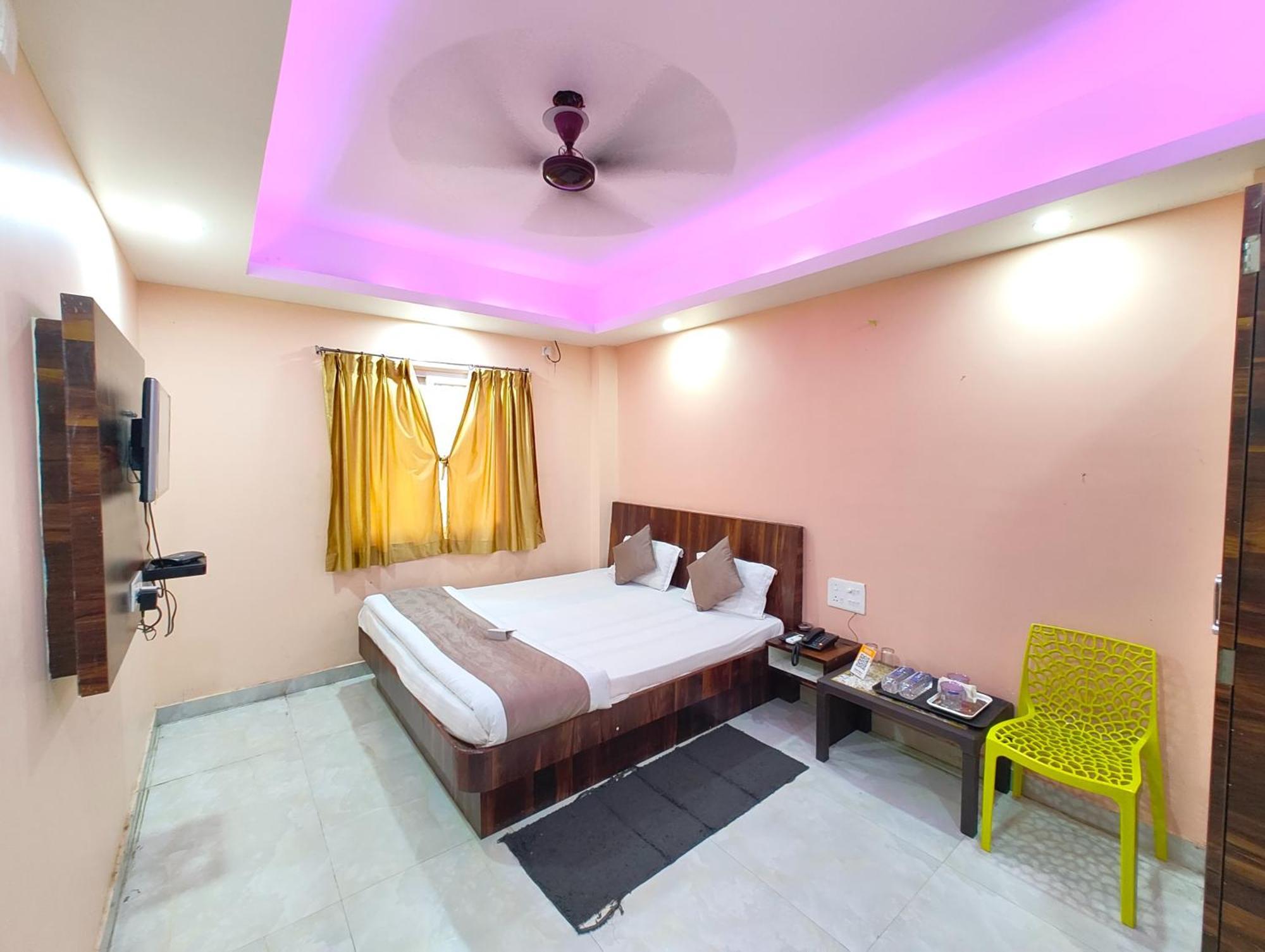 "Hotel Aradhya Puri"- Luxur- Room With Sea-View - Prime Location With Parking Facilities - Best Hotel In Puri Ngoại thất bức ảnh