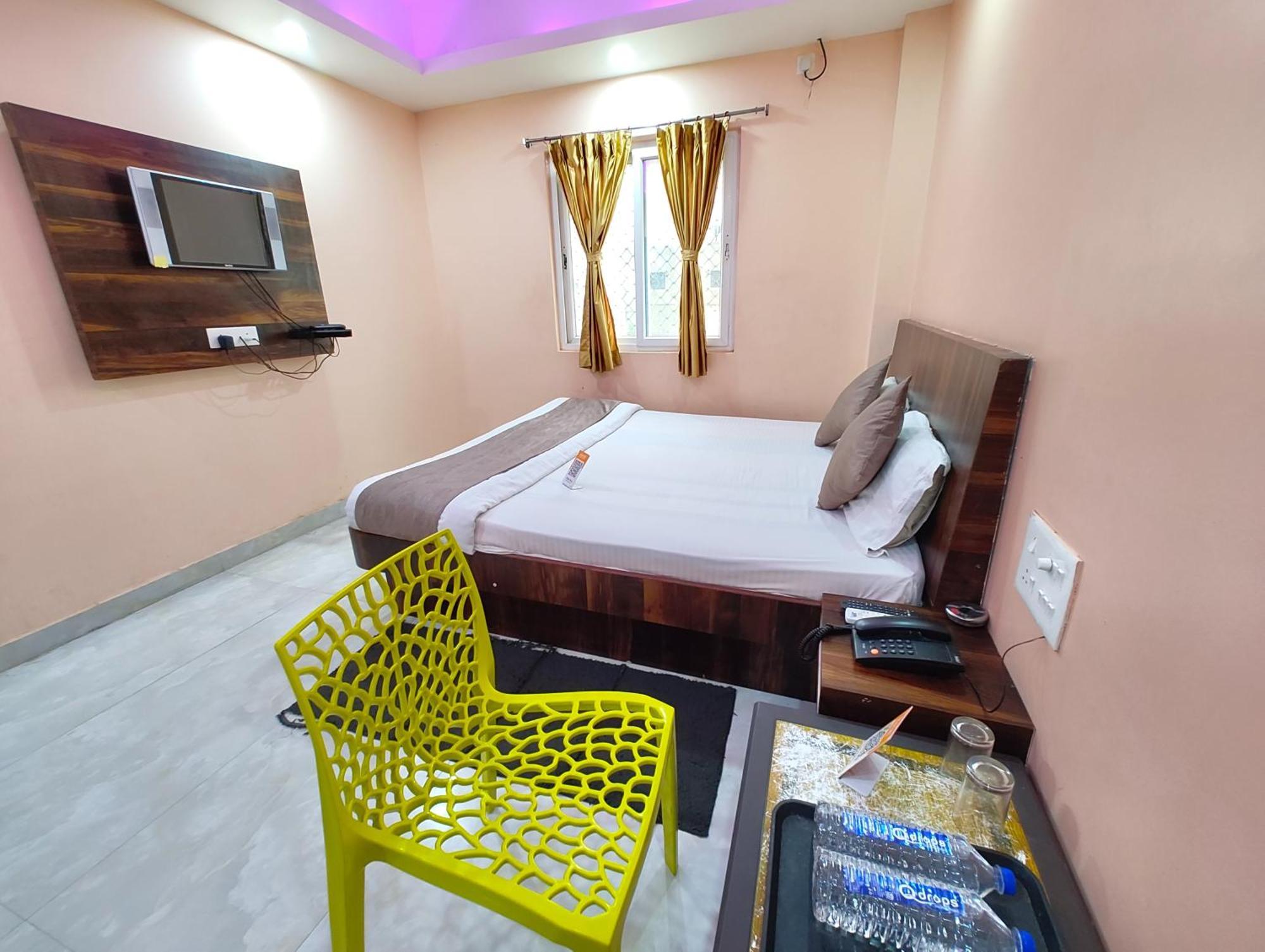 "Hotel Aradhya Puri"- Luxur- Room With Sea-View - Prime Location With Parking Facilities - Best Hotel In Puri Ngoại thất bức ảnh