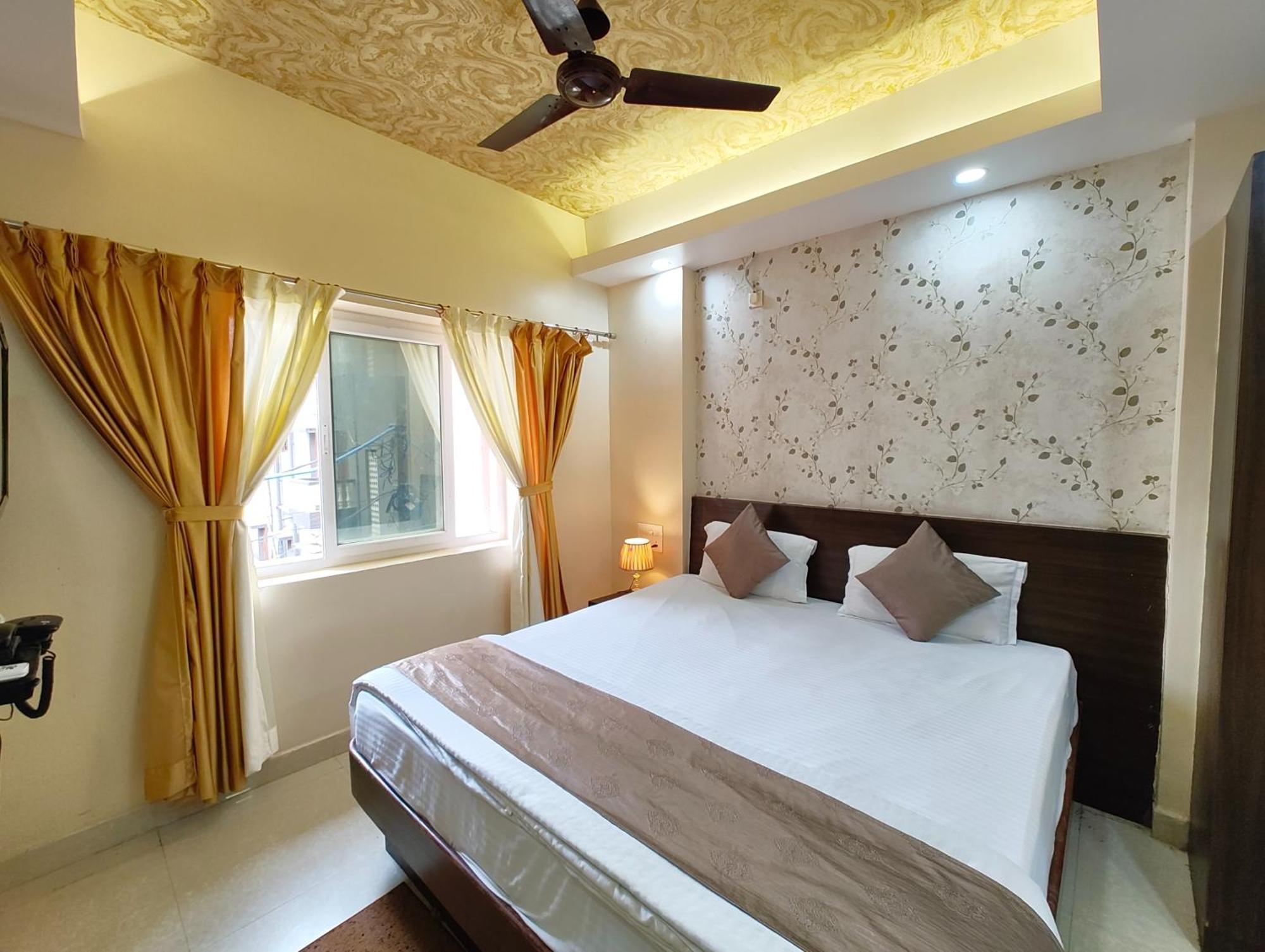 "Hotel Aradhya Puri"- Luxur- Room With Sea-View - Prime Location With Parking Facilities - Best Hotel In Puri Ngoại thất bức ảnh